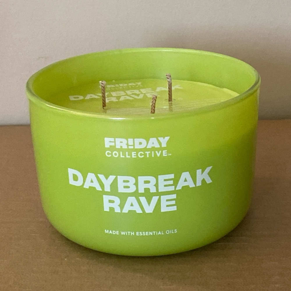 Yankee Candle Friday Collective Daybreak Rave- 3 Wick 13.5oz Scented Candle